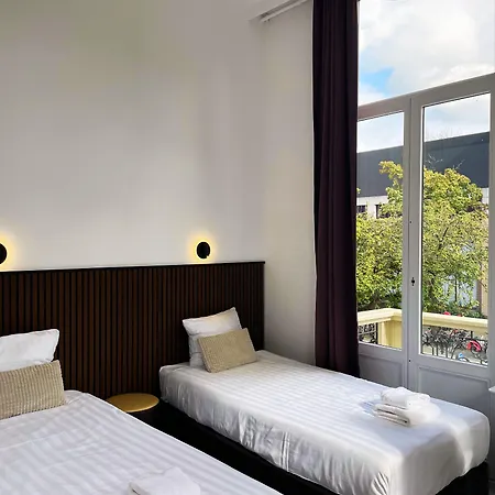 Plantage 2* אמסטרדם